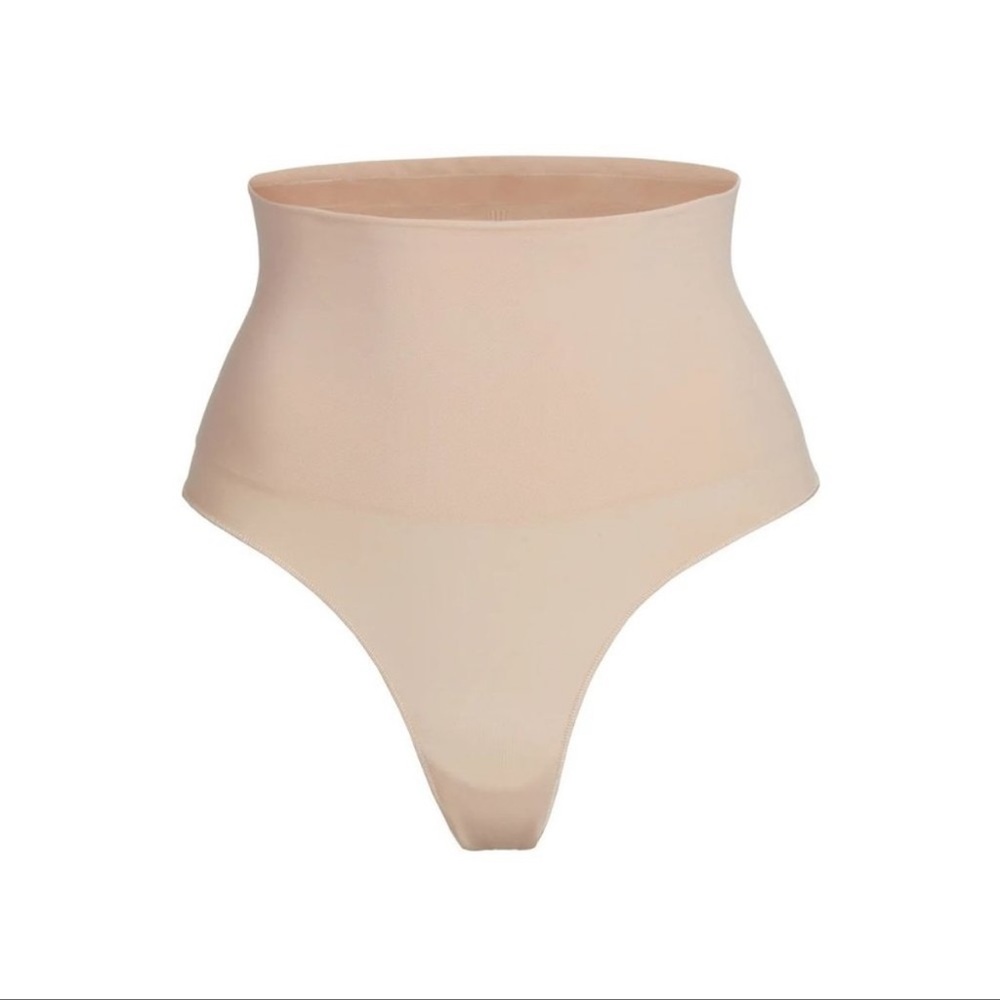 SKIMS Core Control Thong Shapewear Mica Small/ Medium NEW (without tags)